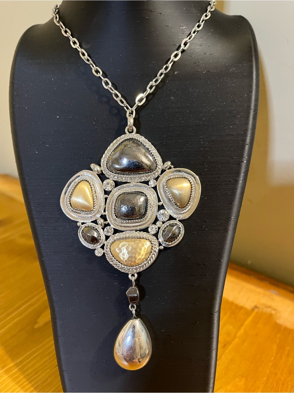 Chico’s mixed metal geometric statement pendant necklace silver tone 20”